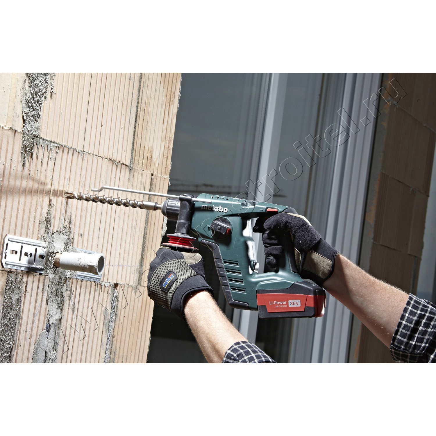 Увеличенная фотография Аккумуляторный перфоратор Metabo BHA 36 LTX Compact